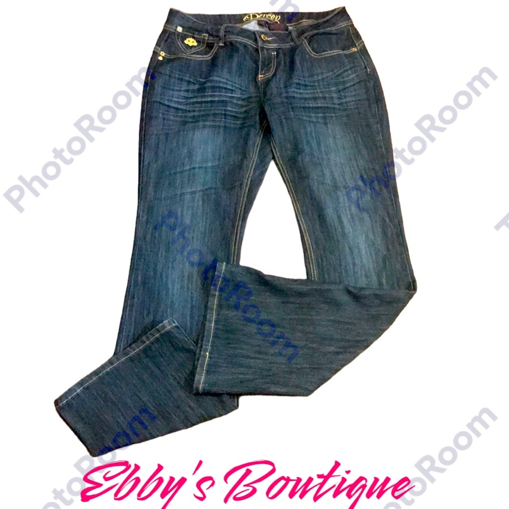 Dereon Jeans